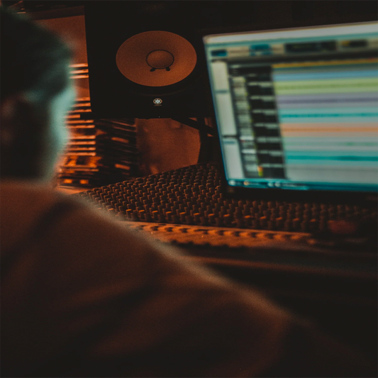 5 Ways Producers Can Live Off of Music 📈